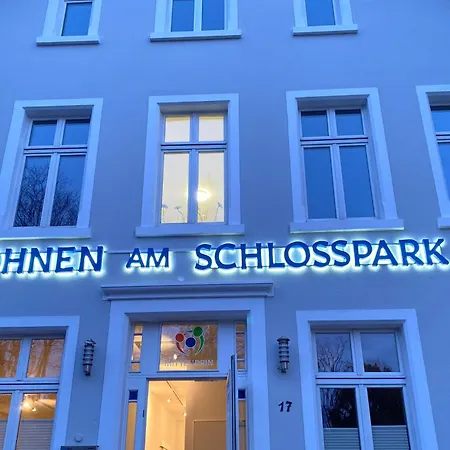 Wohnen Am Schlosspark - Schlossblick