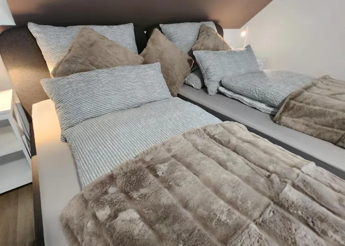 Apartamento Wohnen Am Schlosspark - Schlossblick