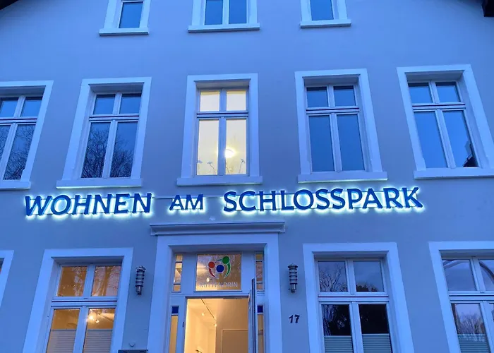 Wohnen Am Schlosspark - Schlossblick